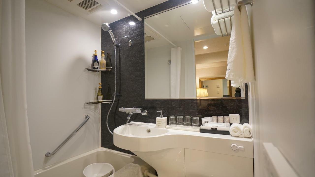 Le Tour Hotel Akihabara Ekimae 楽途ホテル秋葉原駅前店 Tokió Kültér fotó